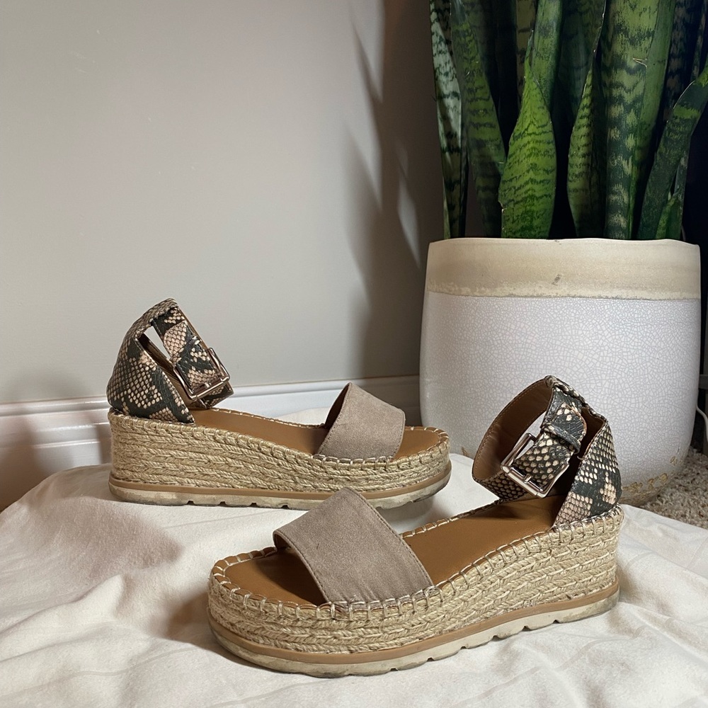 Universal Thread Tan and Snakeskin Wedge Sandals